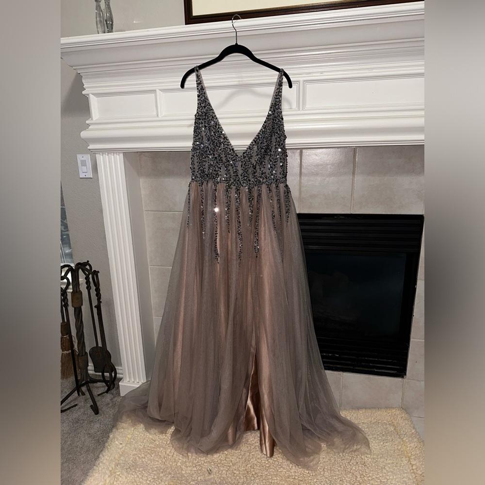 FANCY EVENT DRESS